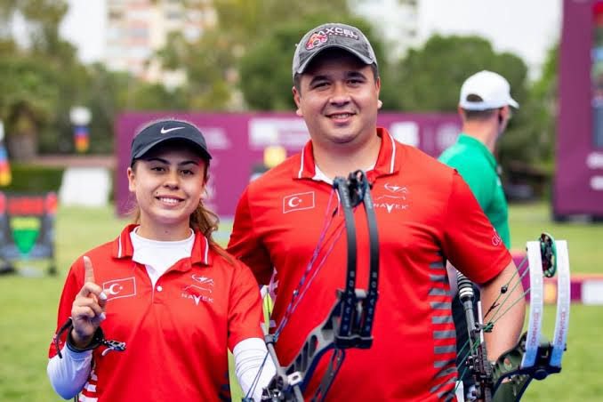 MUĞLALI MİLLİ OKÇULAR AVRUPA’NIN ZİRVESİNDE!